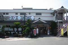 十四山店店内風景